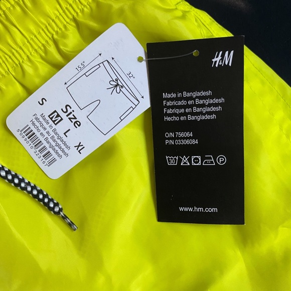 H&M shorts - Picture 4 of 7